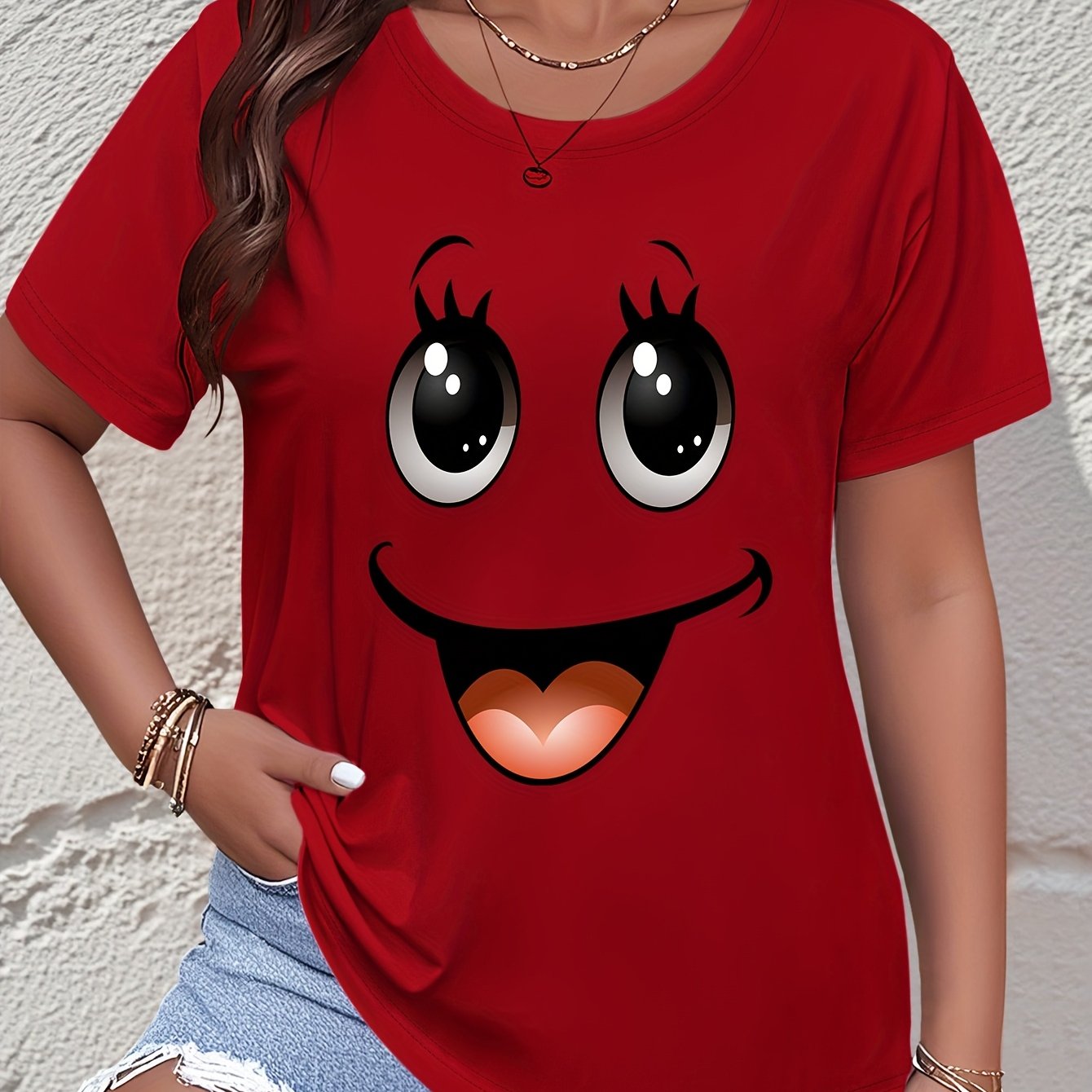 Plus Size Women's Smiling Face Graphic Casual Sports T-Shirt Breathable Stretchy Top