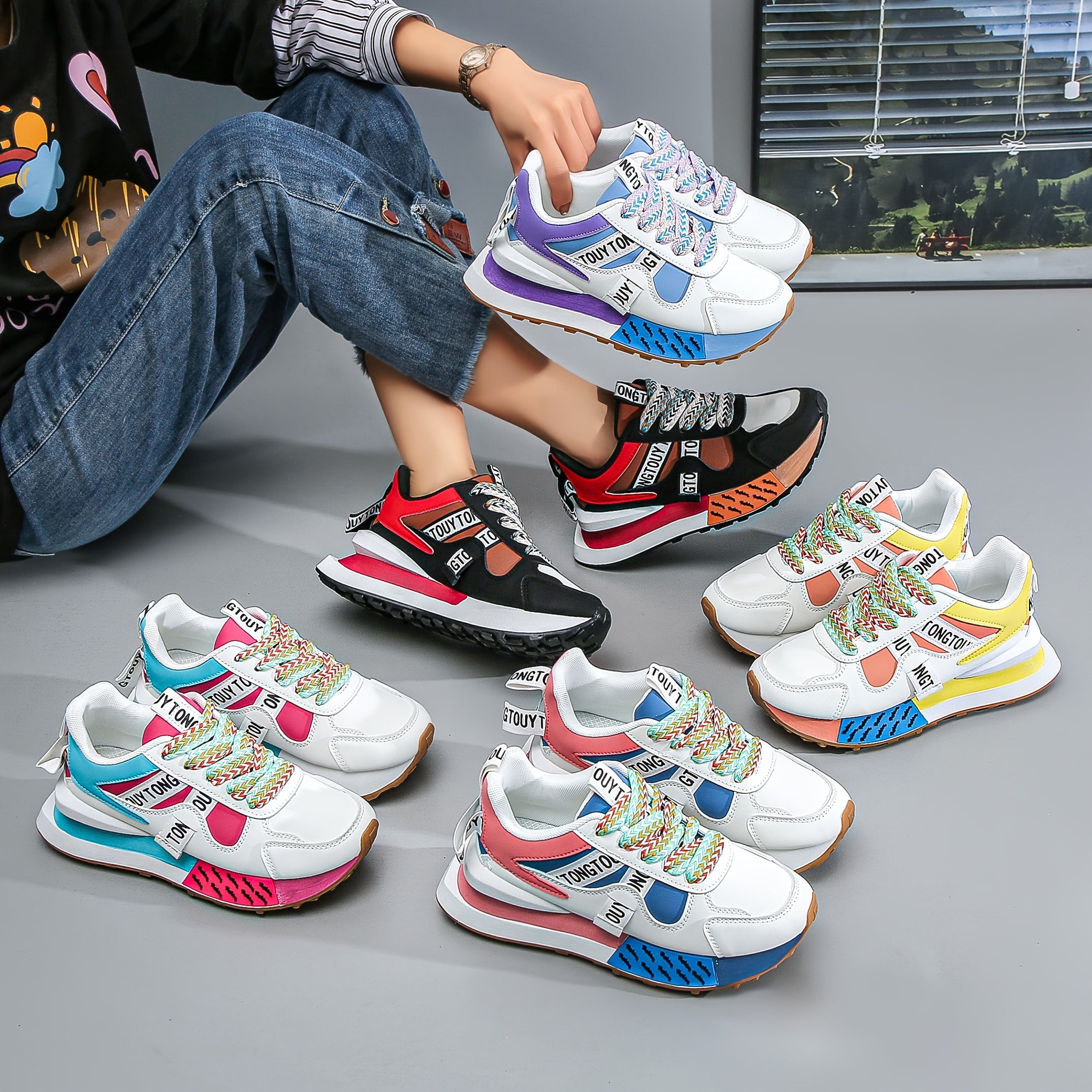 Unisex All-Season Leather Sneakers Low Top Casual Shoes