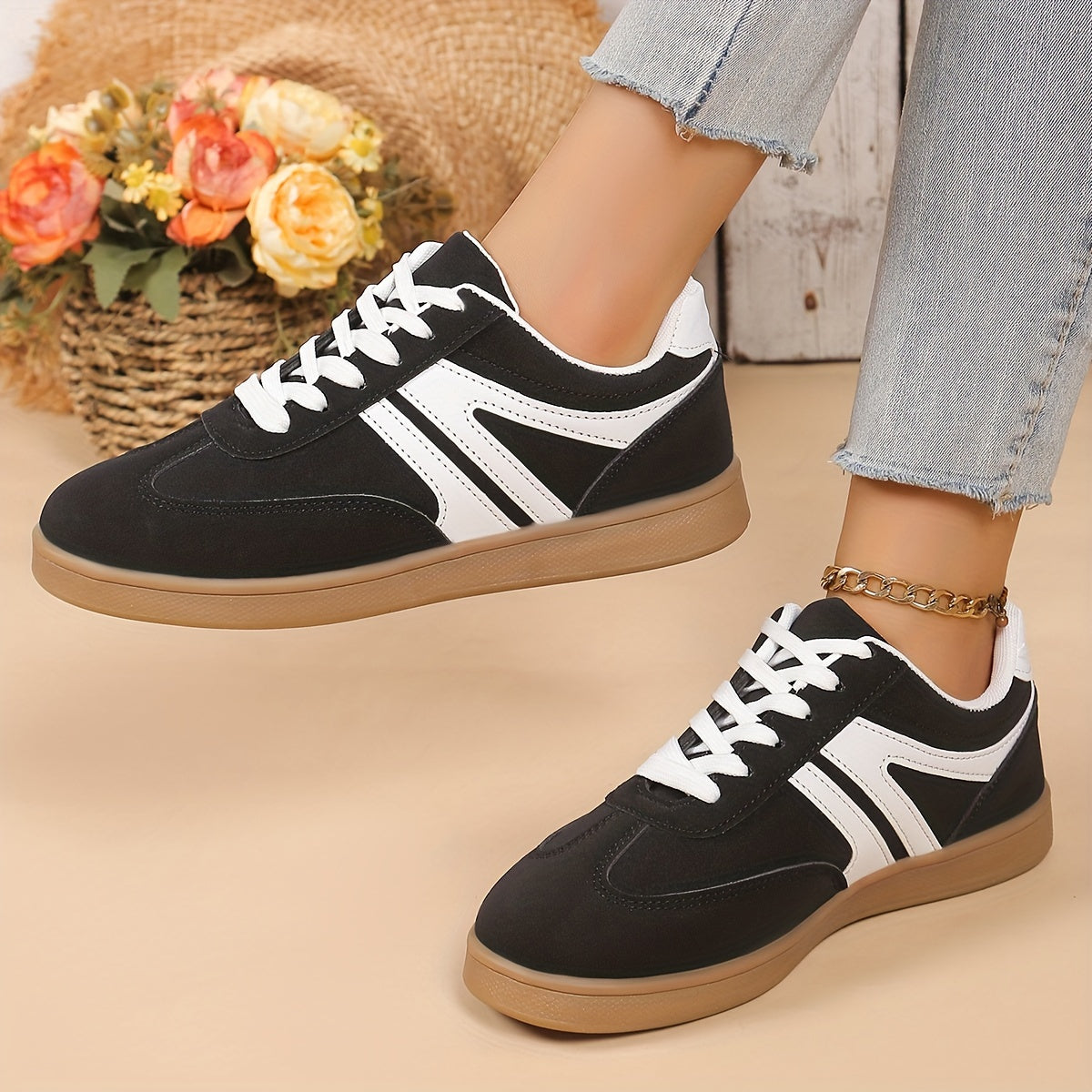 Women's Breathable Knit Sneakers Low Top Solid Color Summer Walking Jogging