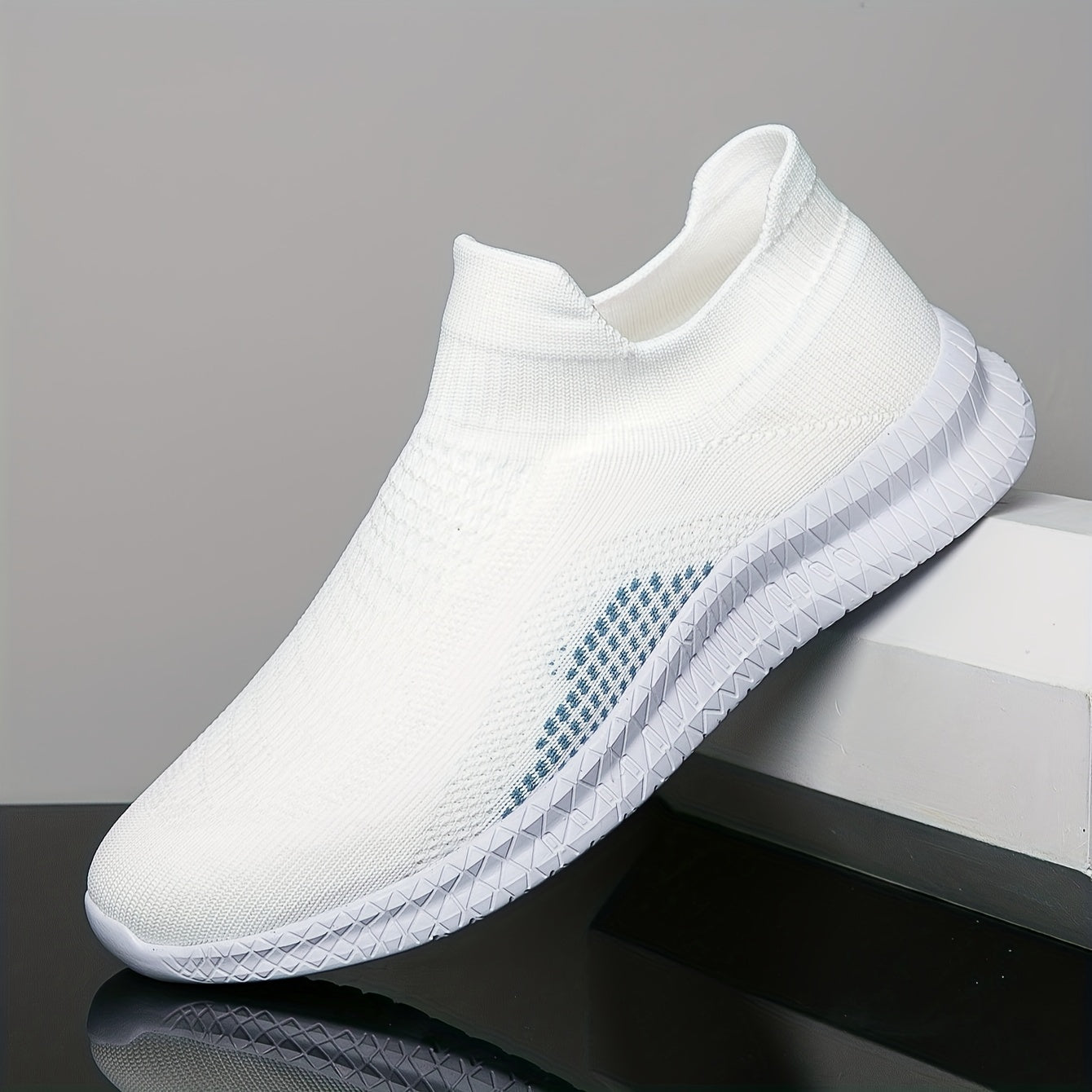 Men's Slip-On Sock Shoes Breathable Non-Slip Casual Outdoor Fabric Low Top