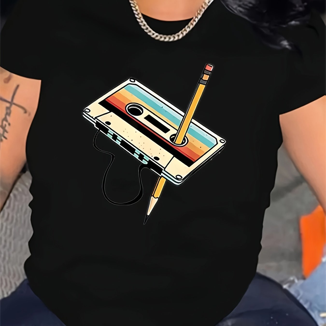 Women's Retro Cassette Graphic T-Shirt Black Short Sleeve Casual Top