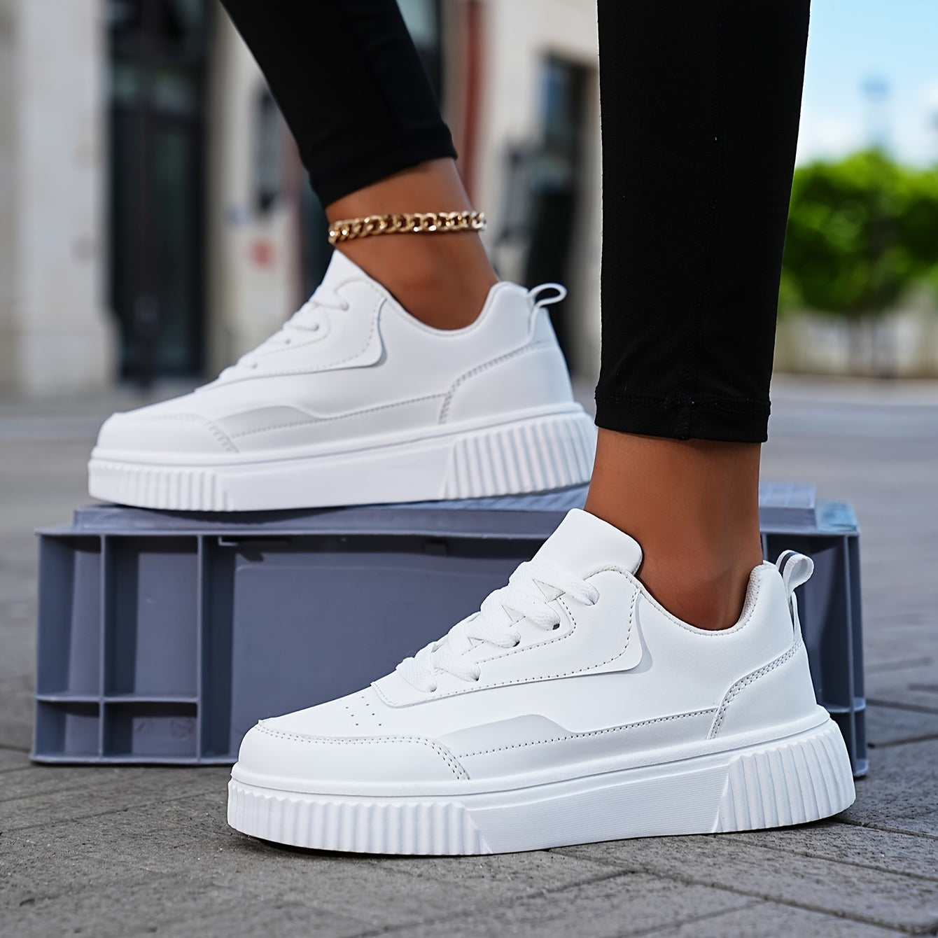 Women's Solid Color Casual Sneakers, Lace Up, Lightweight, Plus Size