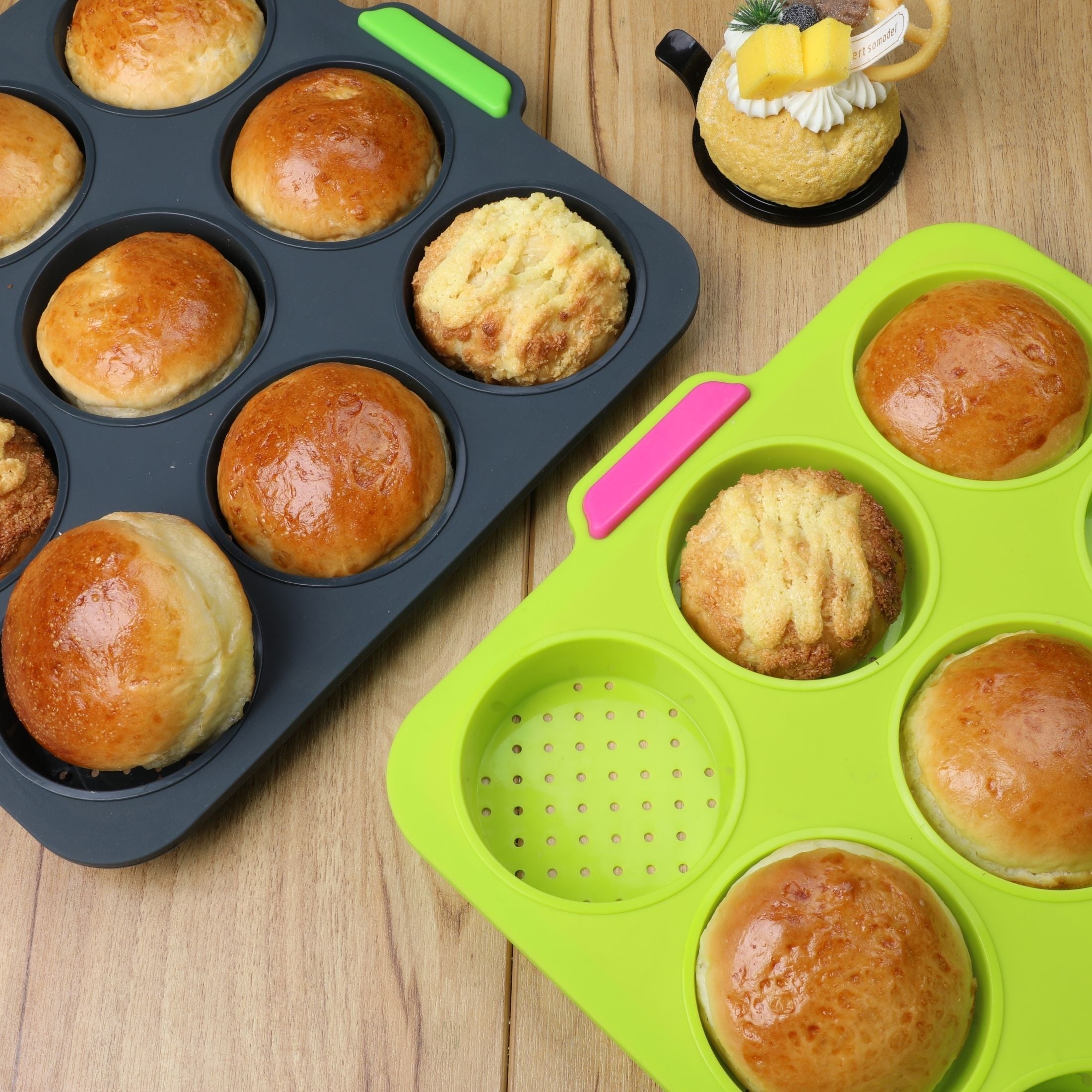 Non-Stick Silicone Cake Mold for Cupcakes Muffins 9 Cavities Heat-Resistant