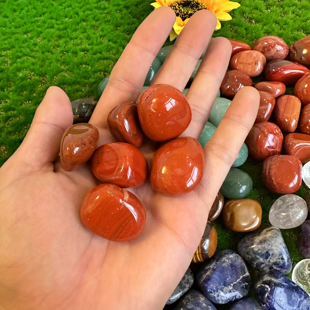 Натуральные аметист и красный яшмовые камни-отшлифовки 100 г кристаллов