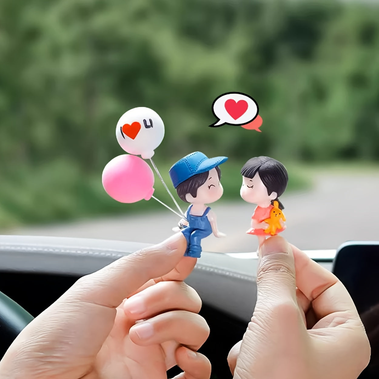 Resin Car Dashboard Decor 2pcs Balloon Holding Couple Figurines Interior Accessories
