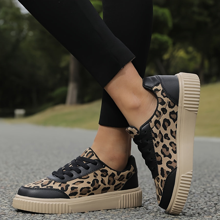 Ayollar uchun leopard bosma sport poyabzal, nafas oluvchi, kundalik va yugurish uchun mos