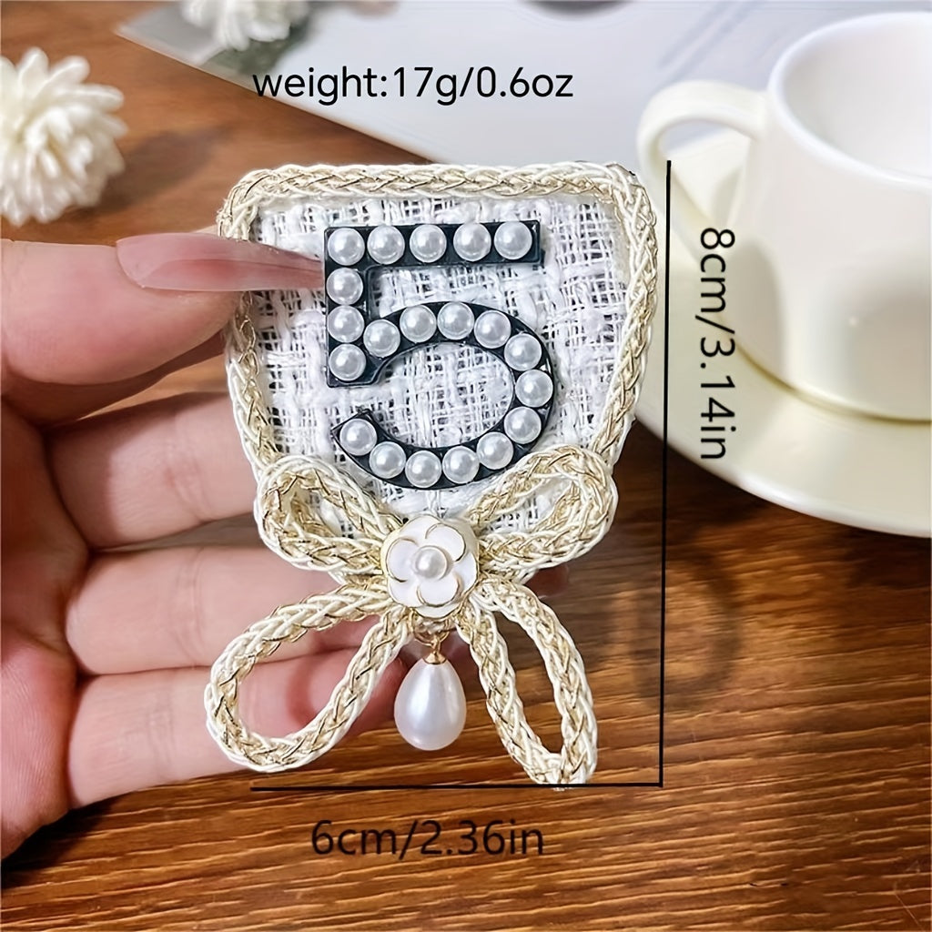 Minimalist moda kostyum aksessuari uchun marvaridli oqimli bowtie broshli pin