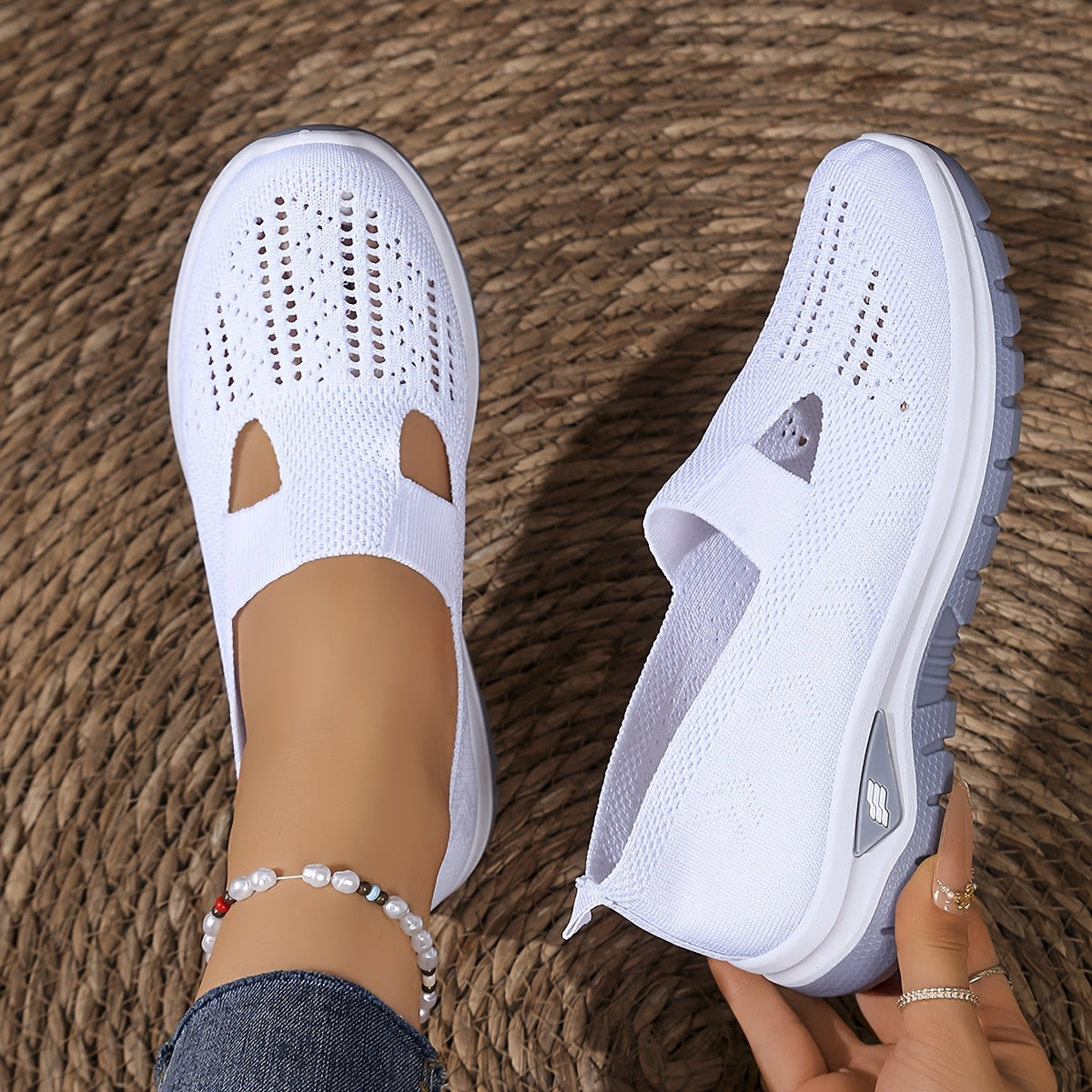 Women's Slip-On Casual Sneakers Breathable Mesh Soft Cushioned Insole