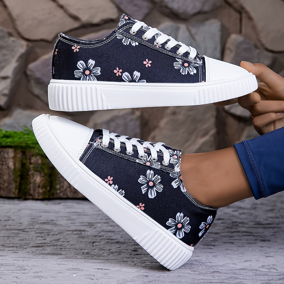 Женские кроссовки из холста на шнуровке, повседневные балетки с цветочным принтом