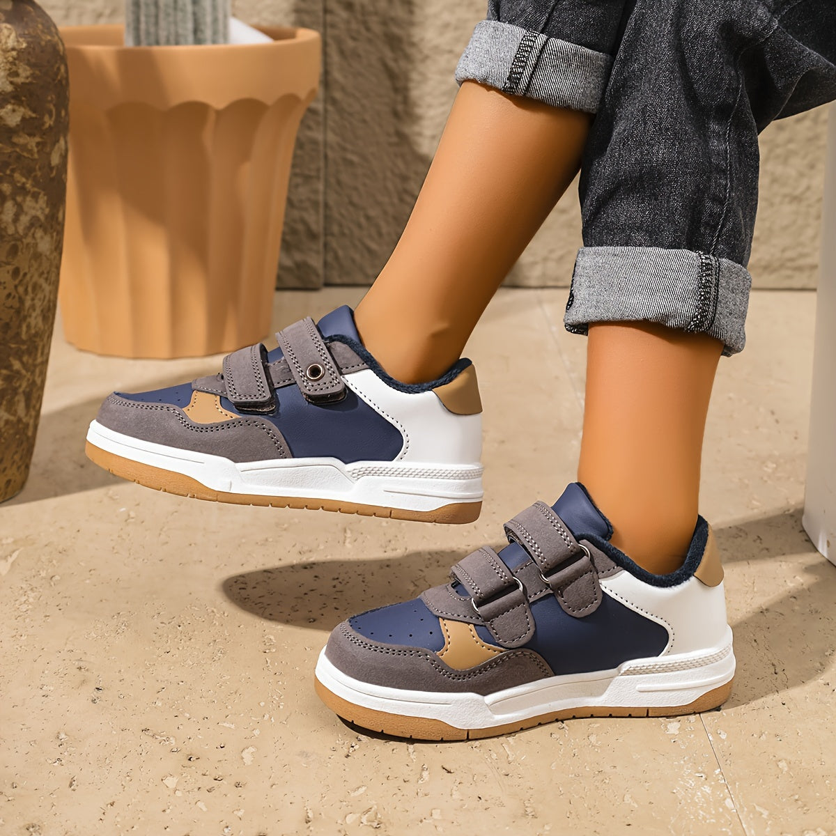 Boys Casual Fleece-Lined Shoes for Sports and Daily Wear