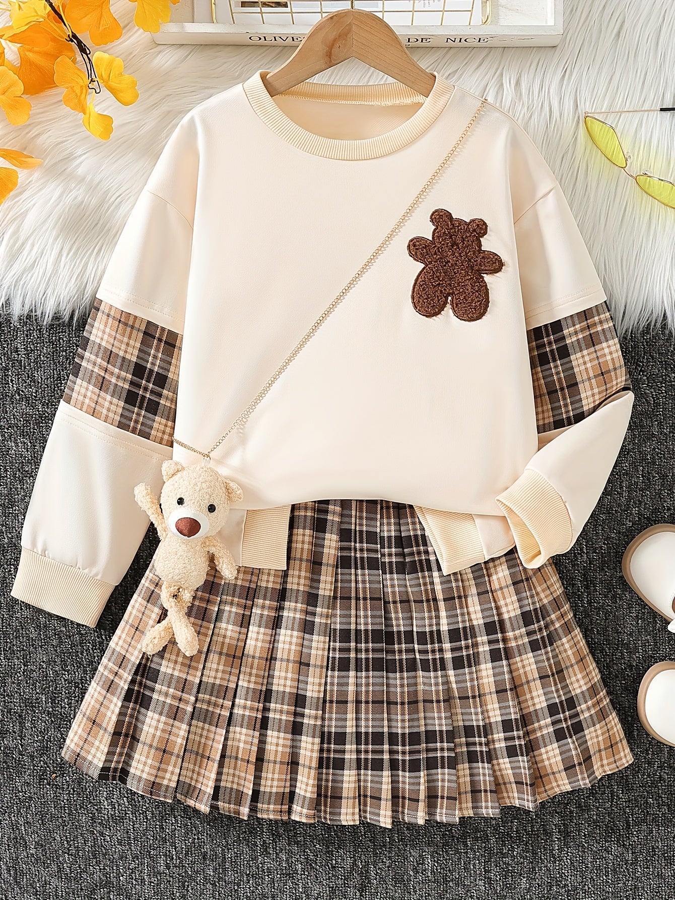 Girls Autumn Casual Outfit Set with Bear Embroidery Plaid Pleated Skirt and Pendant