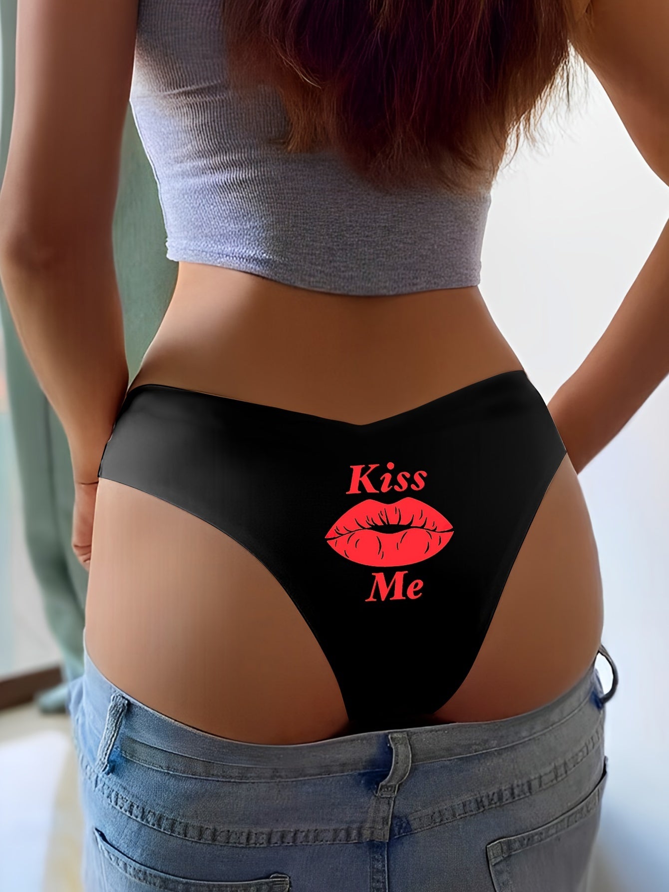 Women's High-Waist Sports Briefs with Lip Print Stretch Elastane for Yoga and Fitness