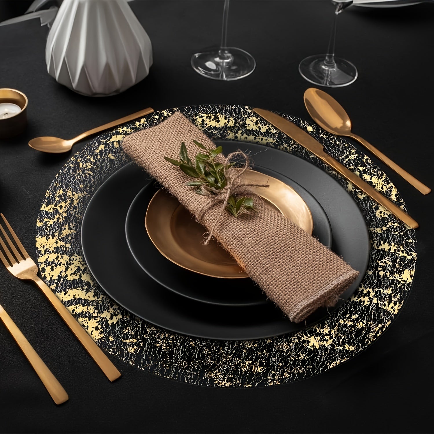 Set of 12 Gold Foil Placemats with Grid Pattern for Autumn Christmas Weddings and Events 33cm