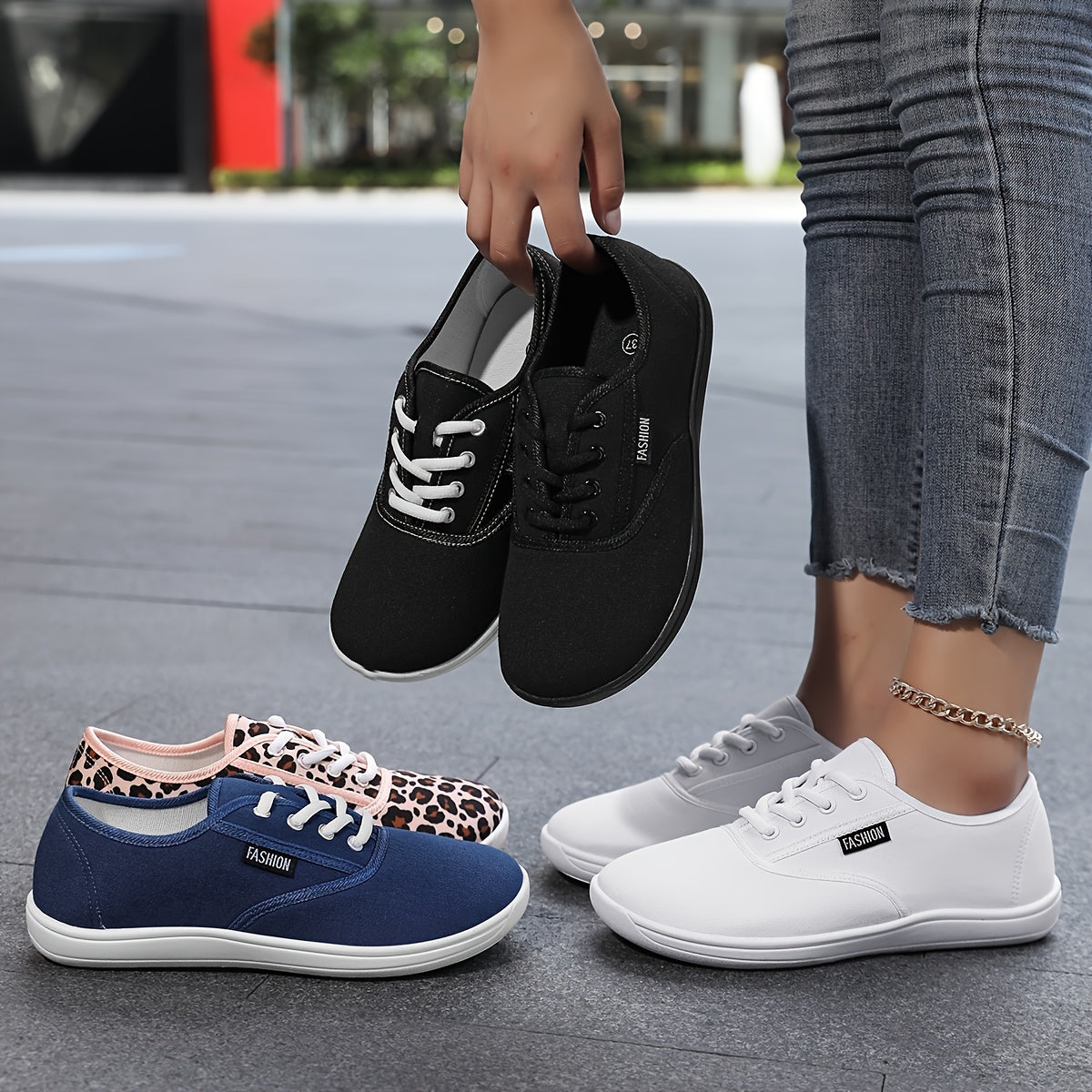 Women Wide-Toe Sneakers Breathable Fabric Casual Walking Shoes