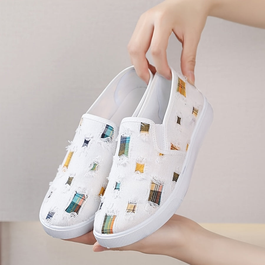 Women's Breathable Slip-On Sneakers, White Casual Shoes with Checkered Pattern
