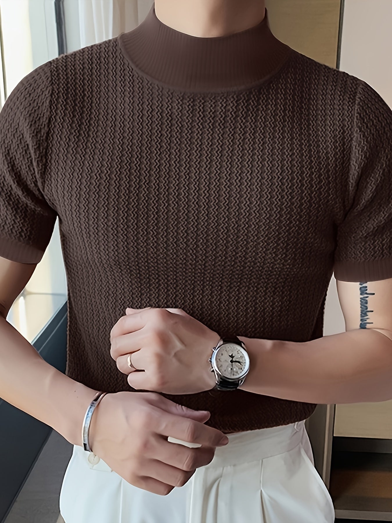 Men's Short Sleeve Striped Turtleneck T-Shirt in Solid Color for Casual Summer Wear