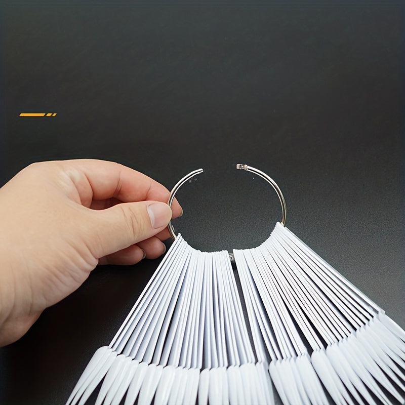 50 ta fan shaklidagi tirnoq san'ati amaliyot tayoqlari to'plami tirnoq bo'yoqlari namunalari uchun.