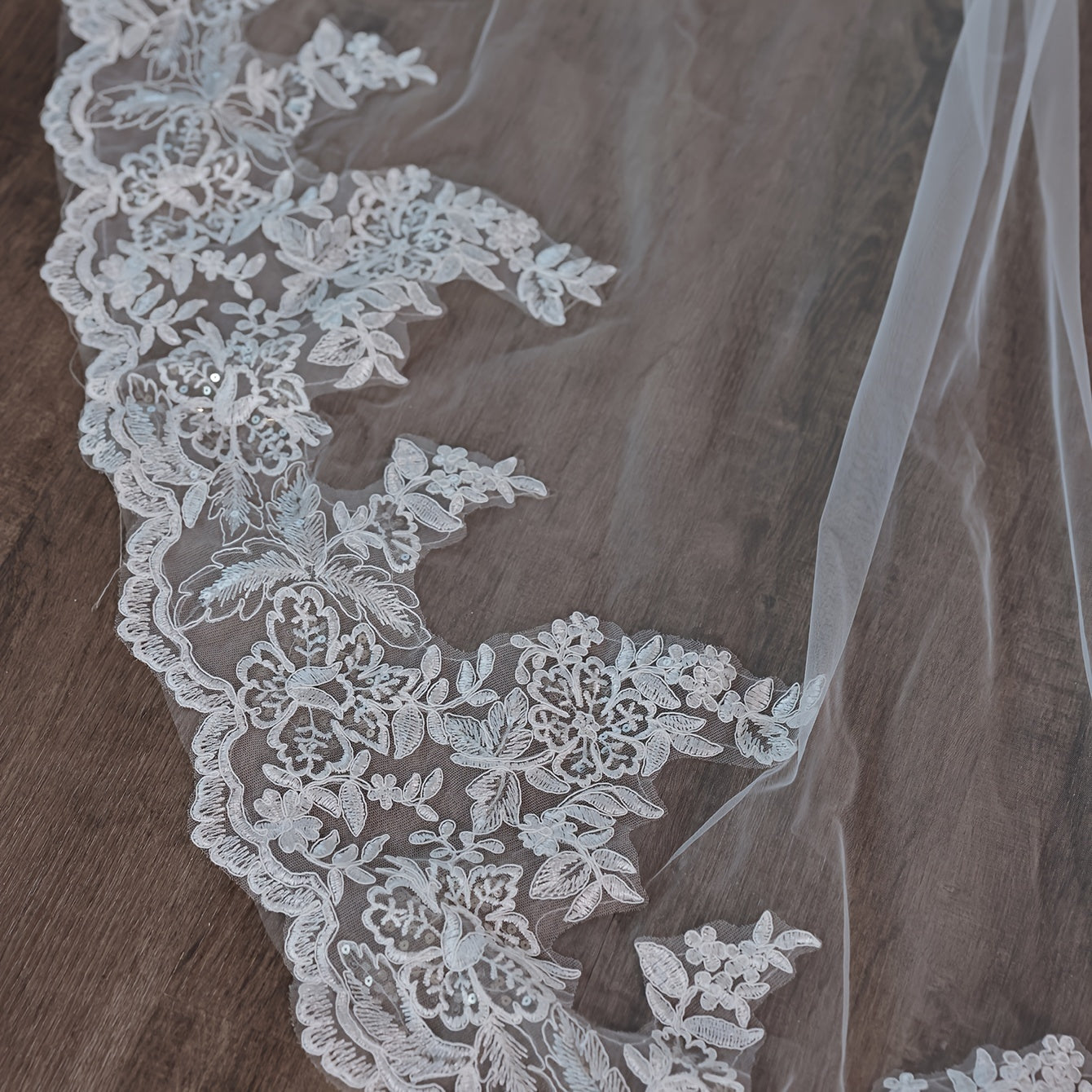 Velo de encaje para novia con cola larga, accesorio de boda estilo barroco