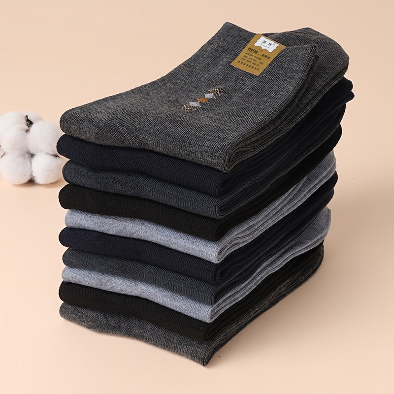 Men's Mid-Calf Socks Fall Winter Breathable Moisture-Wicking Odor-Resistant Polyester Spandex