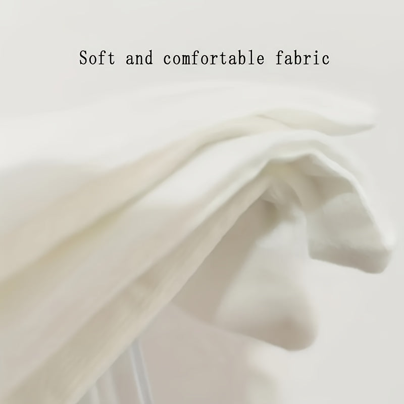 Современная белая наволочка для подушки - Изготовлена из полиэстера, легко стирается, имеет застежку-молнию и тканый дизайн - Подходит для различных стилей комнат - Доступна в размерах от 16x16 до 50,8x50,8 см - Не включает в себя наполнитель для подушки