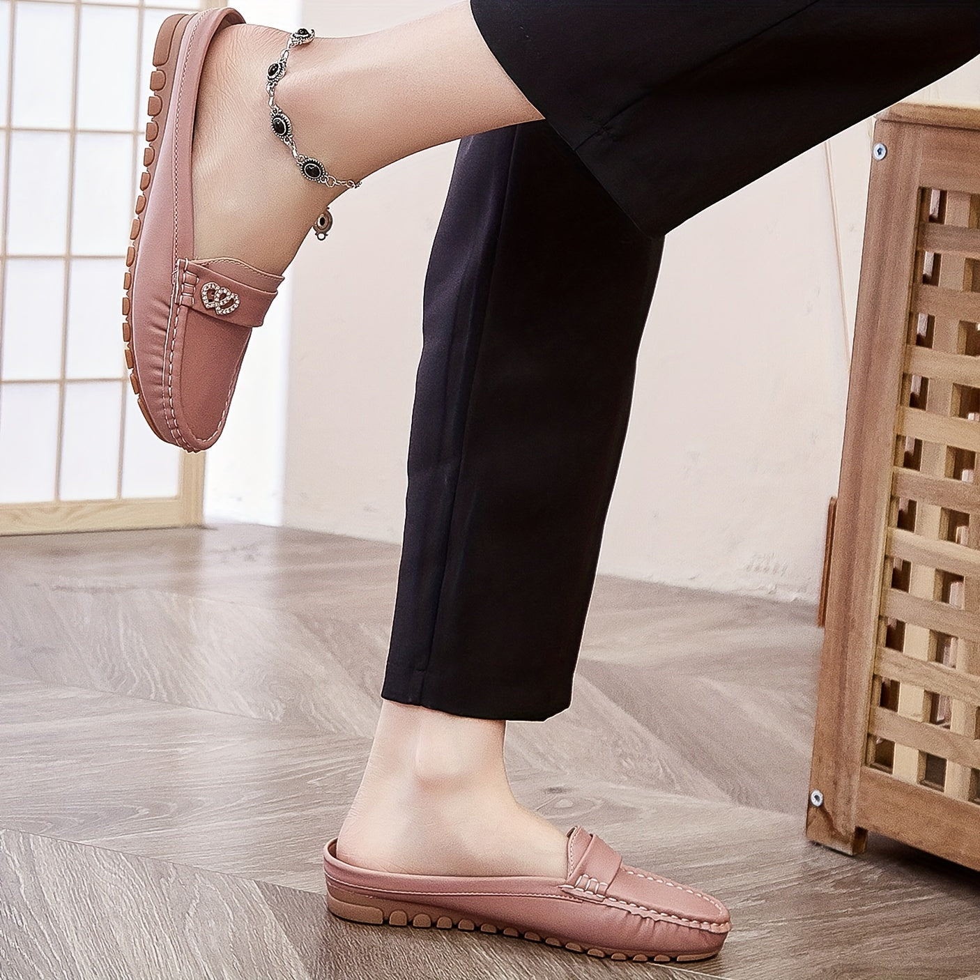 Women's Slip-On Mules with Non-Slip Sole Lightweight Casual Flat Shoes