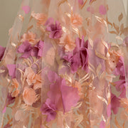 Women's Romantic Floral Lace Bridal Veil Single Layer Wedding Headpiece with Flower Accents