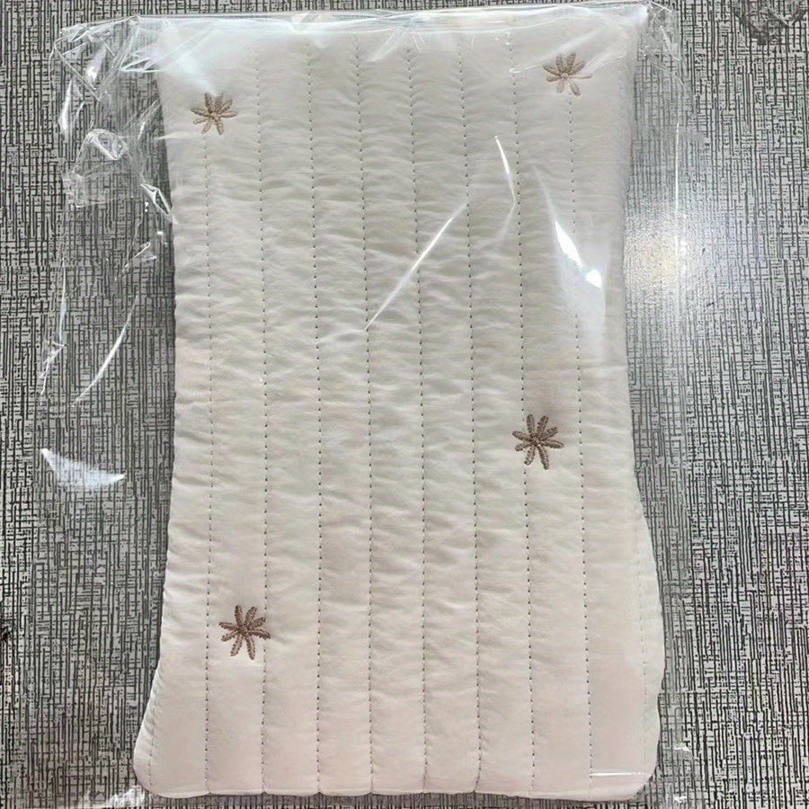 Embroidered Bear and Rabbit Wet Wipe Dispenser Travel Tissue Holder Zipper Organizer