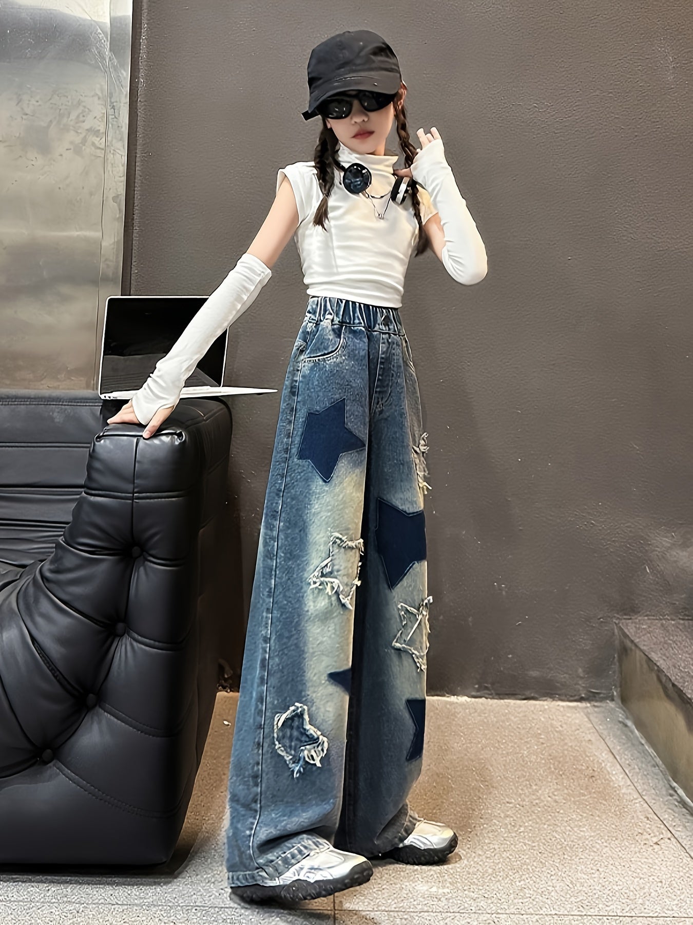 Kids Denim Jeans with Geometric Star Pattern, Loose Fit, Cotton Blend, All-Season