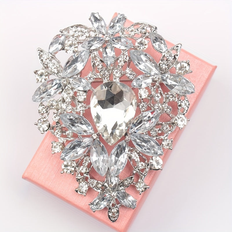Vintage Style Rhinestone Brooch Pin with Irregular Crystal Glass Design