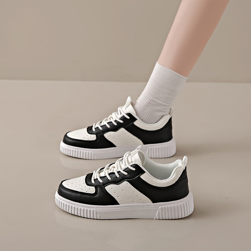 Women's Two-Tone Sneakers Black White Lightweight Casual Shoes