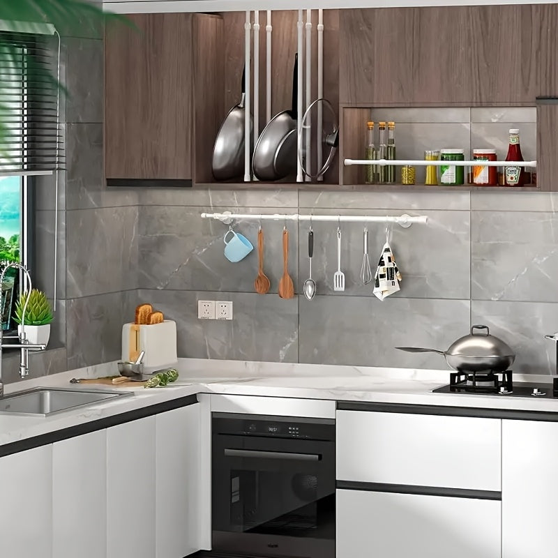 Turli joylarda oson o'rnatish uchun sozlanadigan spring kuchi bilan ko'p maqsadli metall pardalar tayoqchasi.