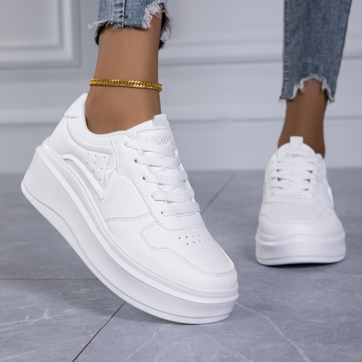 Women's White Sneakers Cushioned Platform Lace-Up Shoes All-Day Comfort