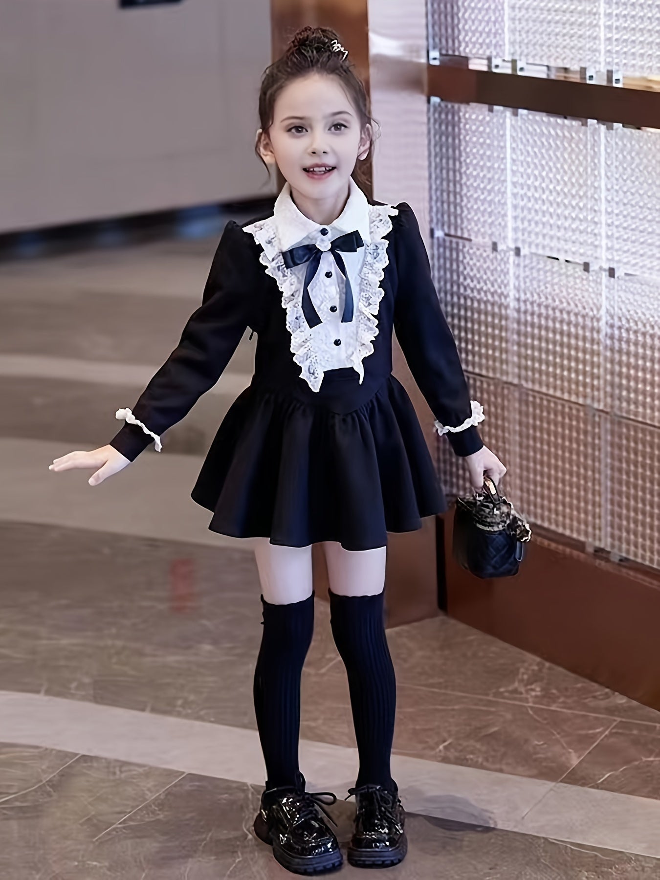 Girls Vintage-Inspired Long Sleeve Princess Dress with Lace Bow for Fall Winter