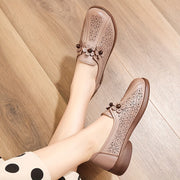 Zapatos casuales femeninos sin cordones con estampado floral, transpirables y sintéticos, en color marrón