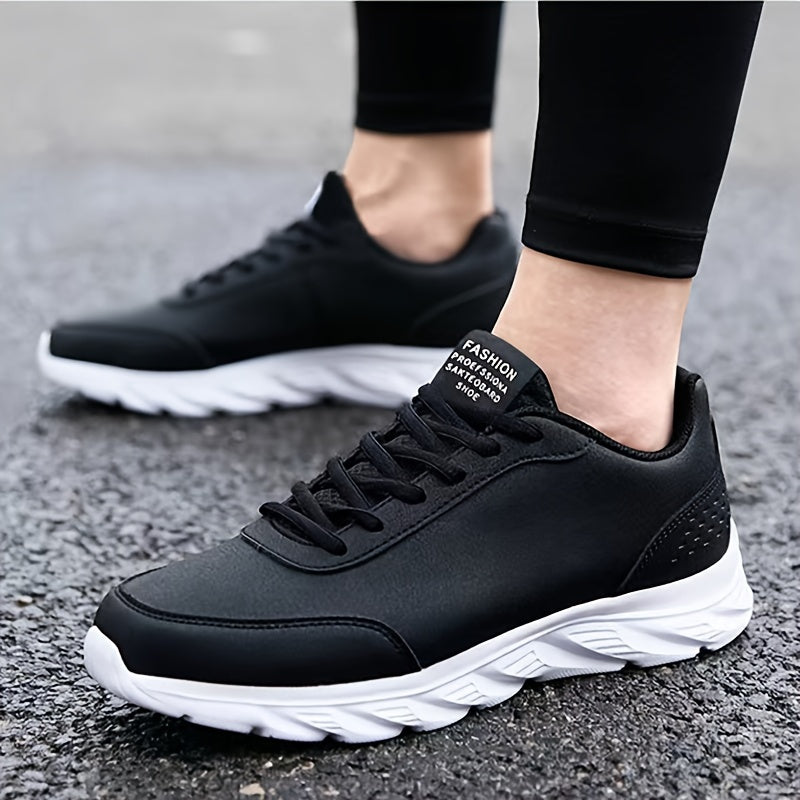 Har qanday mos keladigan erkaklar sport poyafzallari, sirpanishga qarshi, engil va nafas oladigan xususiyatlarga ega.