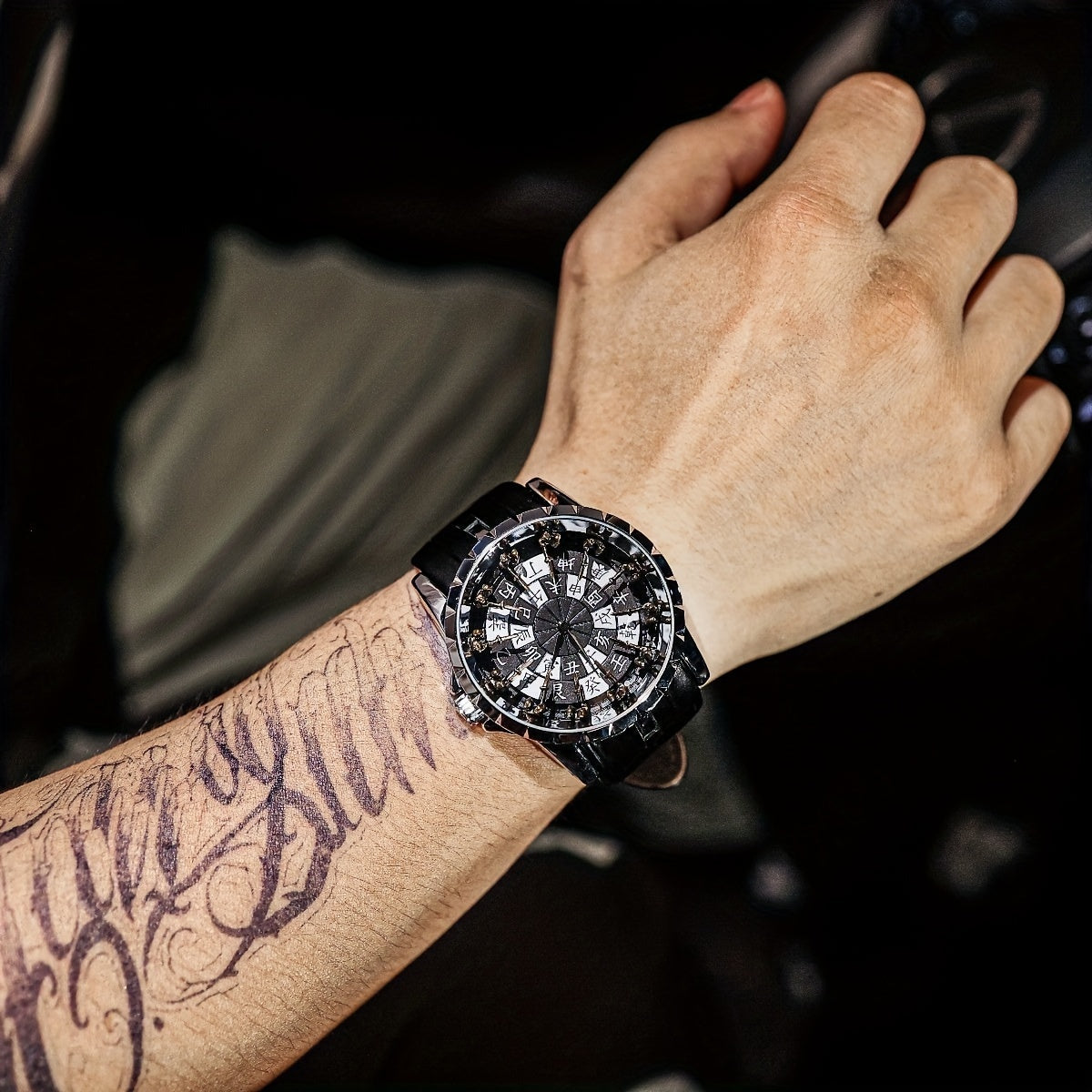 Erkaklar uchun zamonaviy vintage qora sun'iy charm belbog'i, kvarts soat bilan, tasodifiy talabalar uchun ideal.