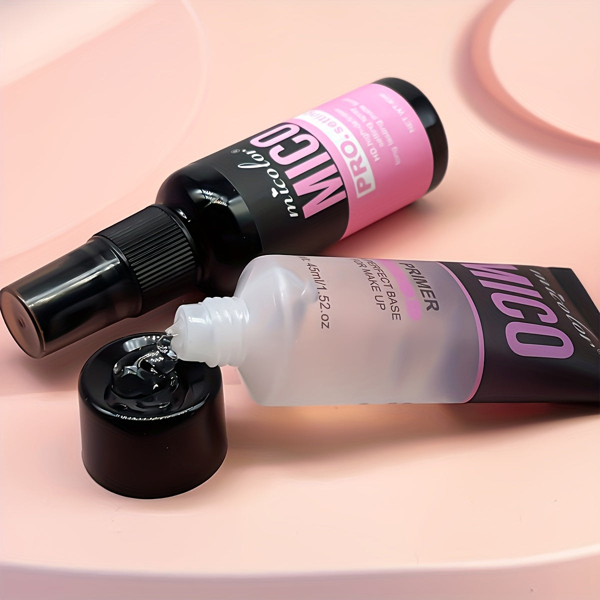 Makeup Set with Primer Base and Long-Lasting Setting Spray for Pore-Minimizing and Color Enhancement