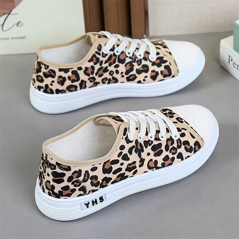 Ayollar uchun leopard bosilgan kanvas krossovkalar nafas oladigan, sirpanmaydigan, kundalik poyabzal