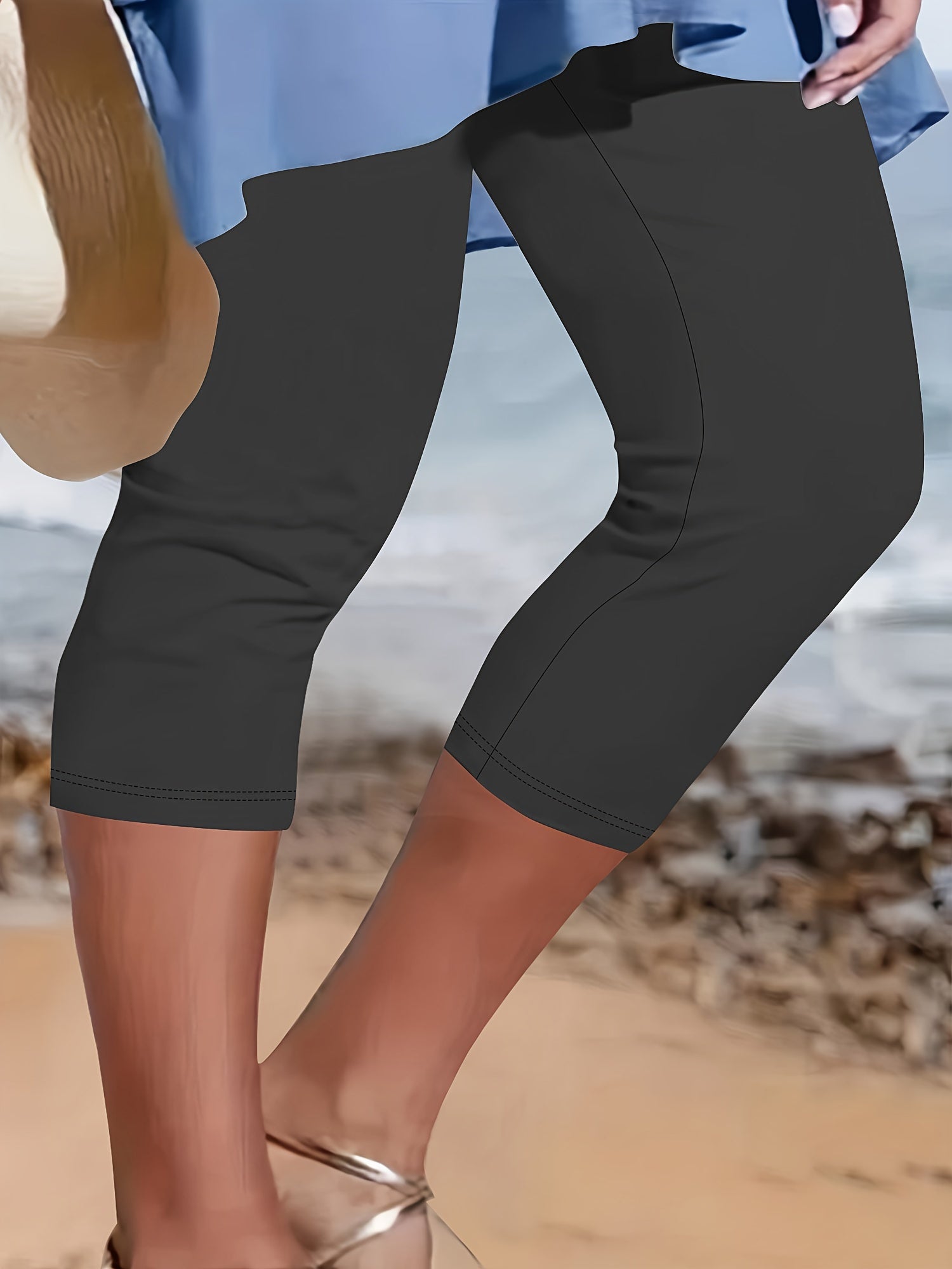 Plus-Size Women High-Waisted Stretchy Capri Pants Solid Color Summer Casual