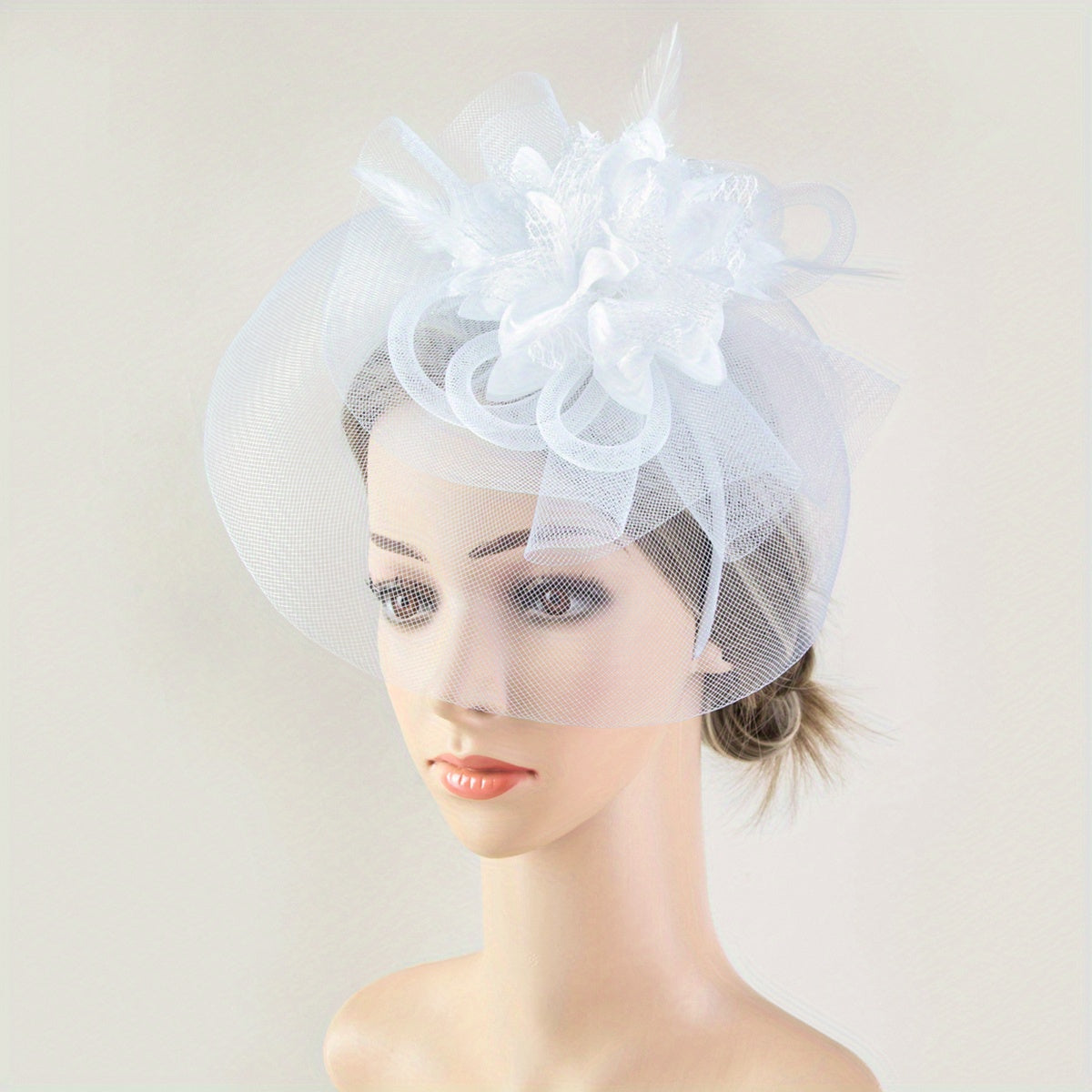 Women's Mesh Flower Faux Feather Veil Hair Accessory for Weddings and Parties