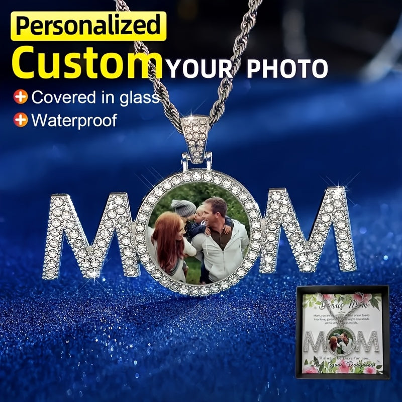 Personalized Mother Photo Pendant Necklace 18K Gold-Plated Zinc Alloy Synthetic Crystals Waterproof Glass Cover Gift for Women