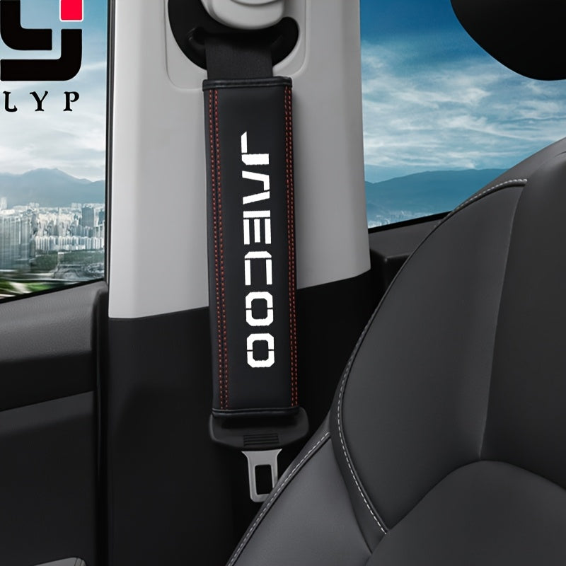 Avtomobil o'rindiq kamarining yelka yostiqchasi, yumshoq qoplamali, qizil aksent bilan, transport qulayligi uchun