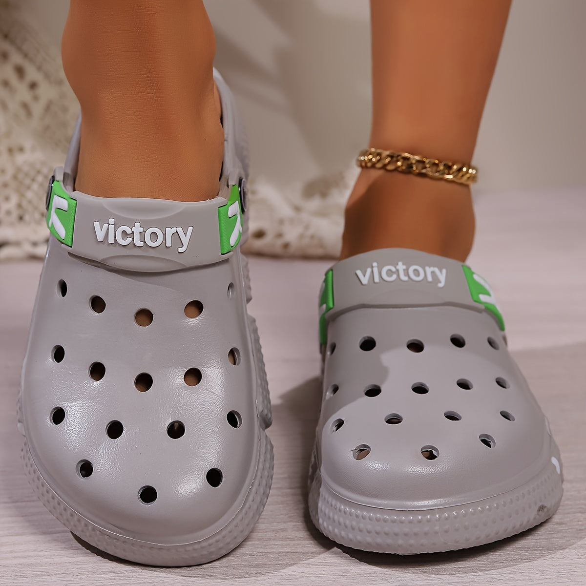 Unisex Hollow Design Clogs Breathable Summer Beach Slide Shoes