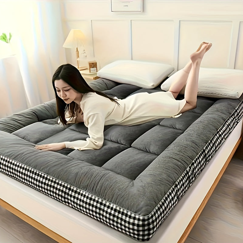 Yumshoq va hashamatli tekis to'shak ustki qismi, yotoqxonangiz, mehmonxonangiz yoki talabalar yotoqxonasida barcha mavsumlar uchun qulaylik uchun mukammal. Nafas oladigan va yumshoq, kuz va qish uchun qulay uyqu uchun zarur.