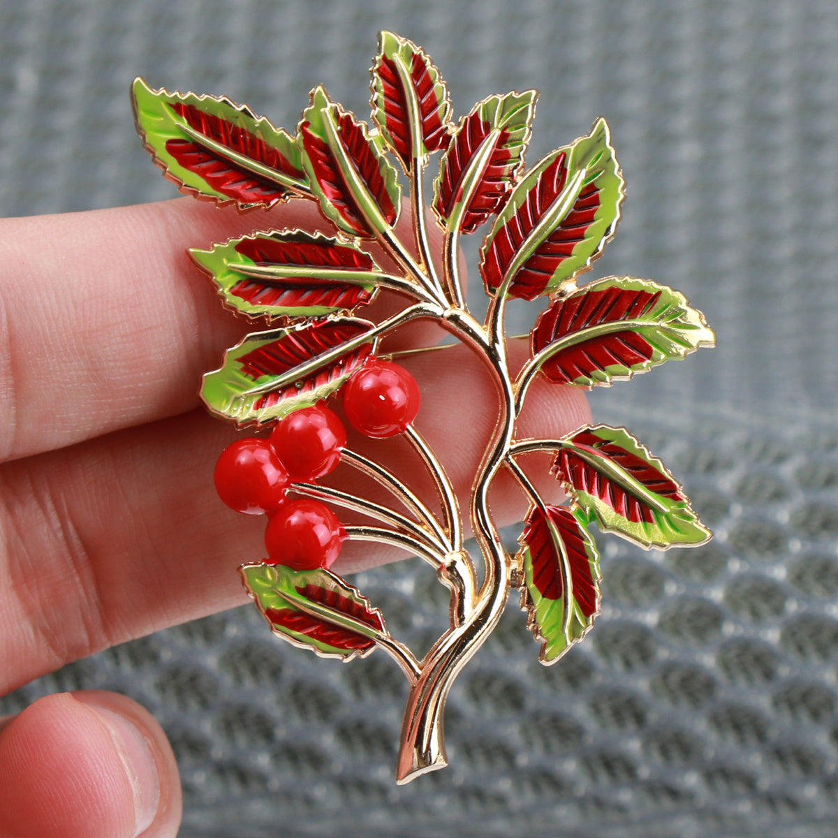 Vintage Falling Leaves Brooch Enamel Alloy Leaf Jewelry for Clothing Bags Shoes