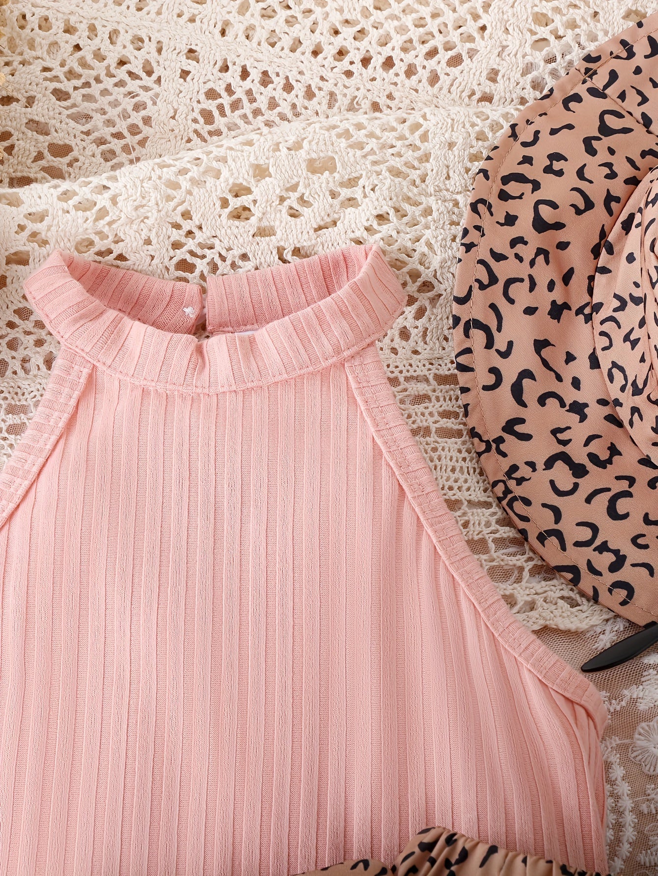 Girls Summer Outfit Set with Leopard Print Bandeau Top Tiered Skirt and Hat for Kids