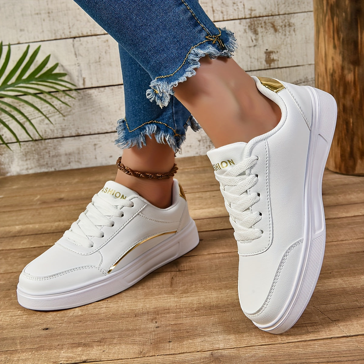 Women's Glitter Lace-Up Sneakers, Lightweight Soft Sole Skate Shoes