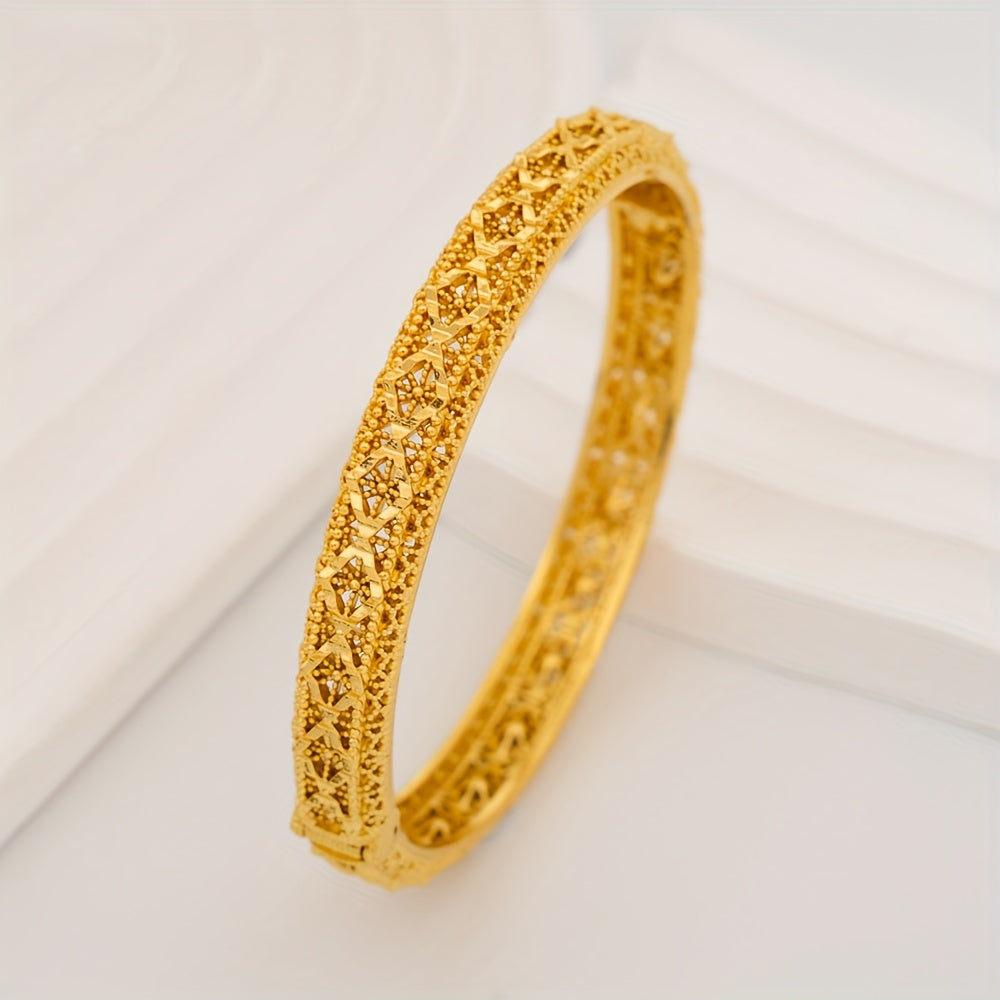 Women’s Gold-Tone Alloy Bangle Set Stylish Fashion Bracelets for Gifting and Everyday Wear