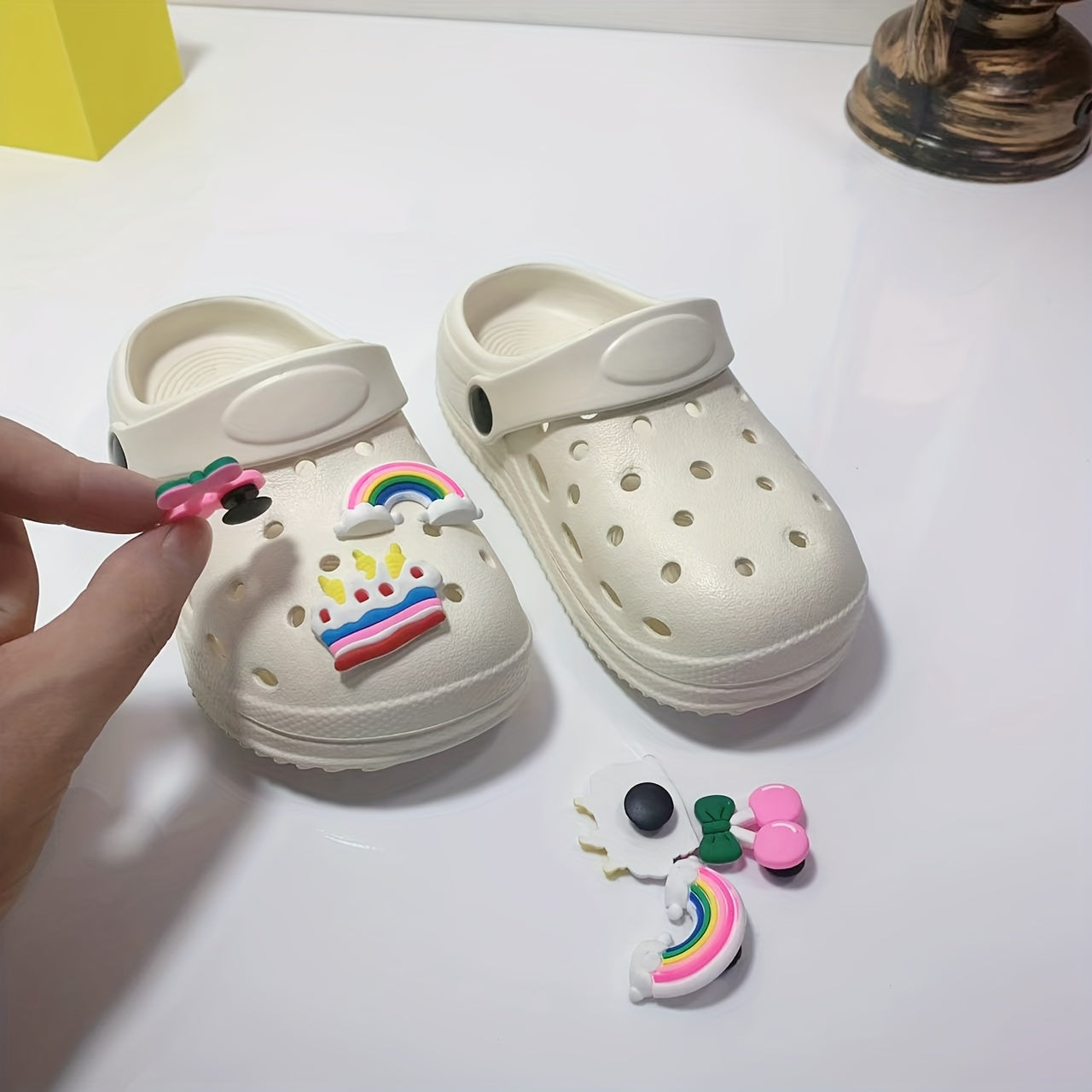 Girls Cartoon Slippers Non-Slip Lightweight EVA Indoor All-Season