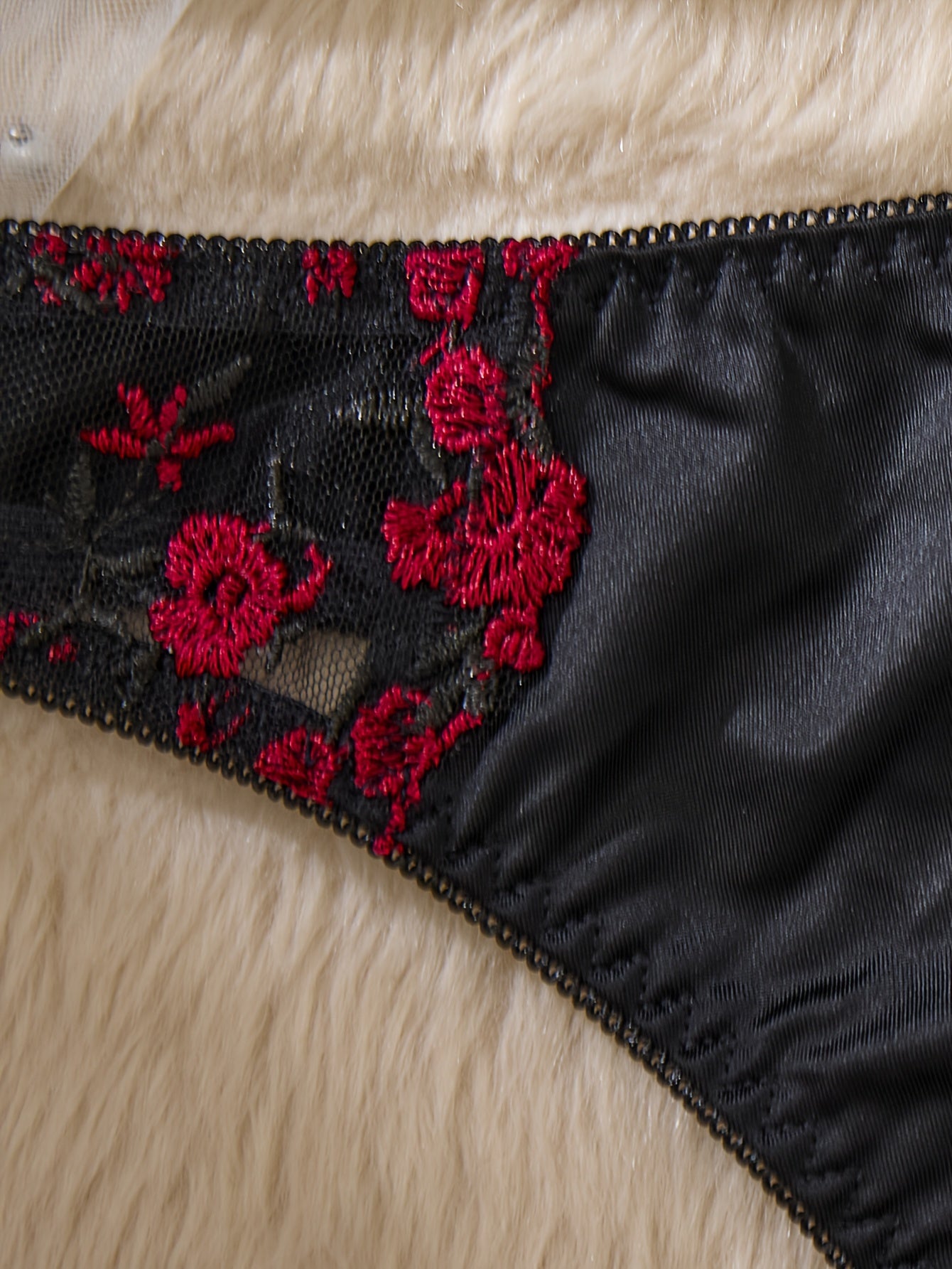 Women's Black Flower Embroidery Lingerie Set with Push-Up Bra and Low-Waist Panties